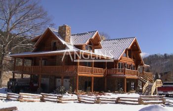 photo of the cabin during winter